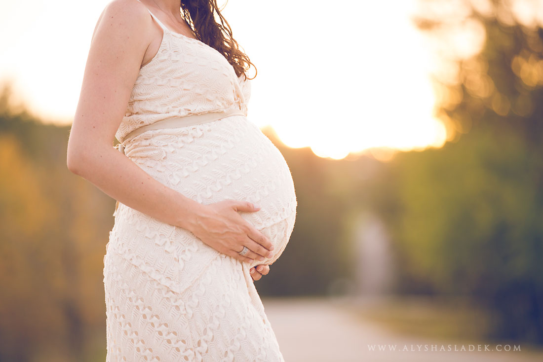 Kim-maternity-0390-web - Alysha Sladek Photography