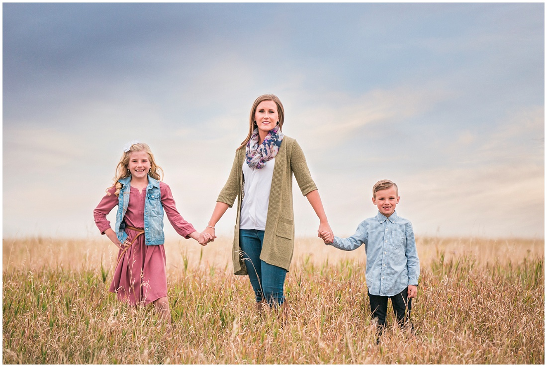 mom and kids at Nosehill park